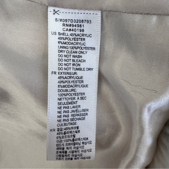 Forever 21 diamond print faux fur cropped jacket size small - Picture 7 of 10